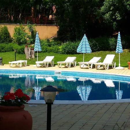 Luxury Sunrise Complex Апартаменты *