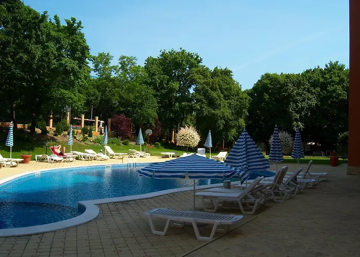 Luxury Sunrise Complex ゴールデンサンド