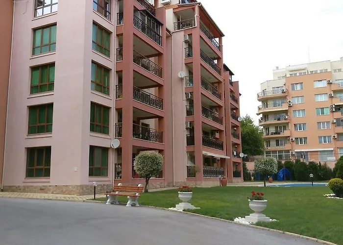 アパート Luxury Sunrise Complex ゴールデンサンド