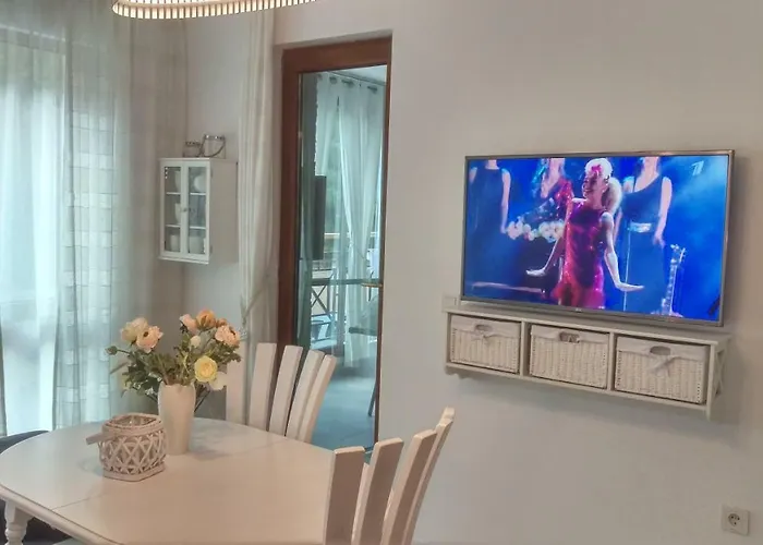 Luxury Sunrise Complex アパート